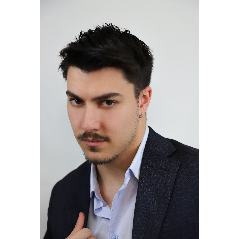 Créole unique homme en or blanc 18k avec des diamants