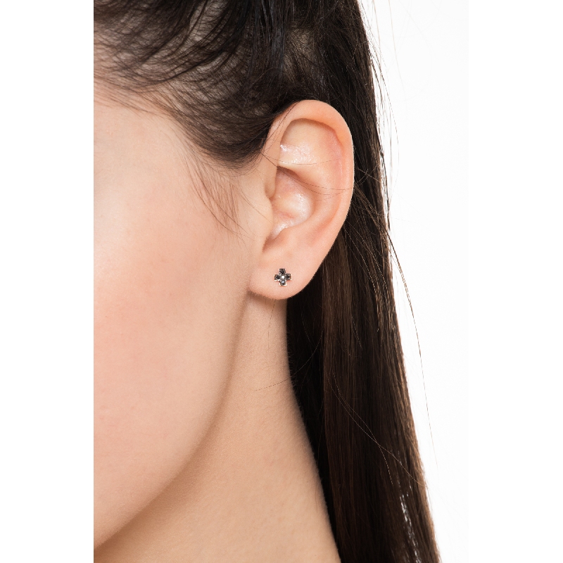 Boucle d'oreille individuelle en or rose 18 ct avec croix en diamants noirs