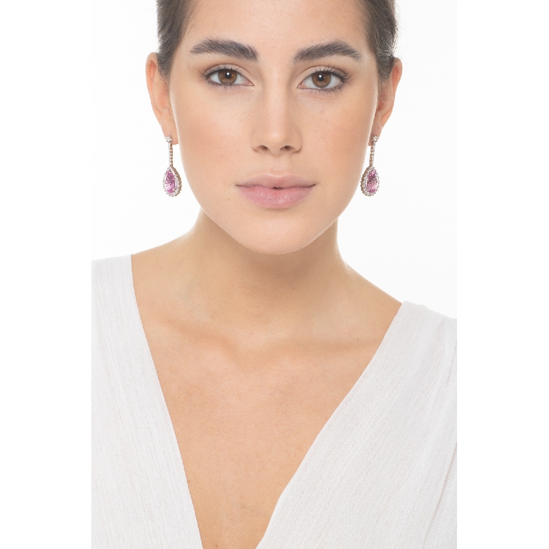 Boucles d’oreilles en or blanc 18k avec saphirs roses en forme de goutte d’environ 15x10 mm et diamants