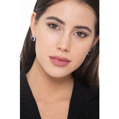 Boucles d'Oreilles en Or Blanc 18k avec Saphirs Bleus Rectangulaires et Diamants