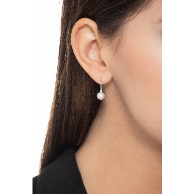 Boucles d’oreilles en or blanc 18k avec perle et diamants