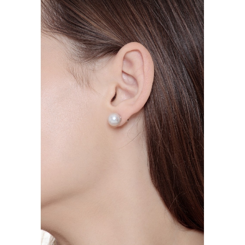 Boucles d’oreilles en or blanc avec perles naturelles de 9 mm