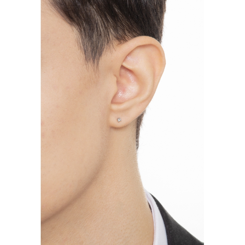 Boucle d'oreille individuelle diamant et or 18k 