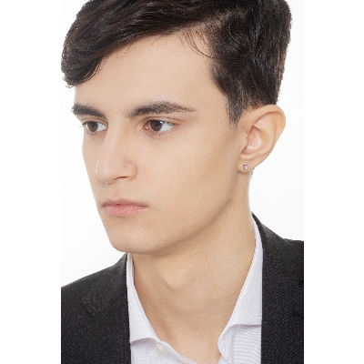 Clou d'oreille mono or blanc 18k et diamant 