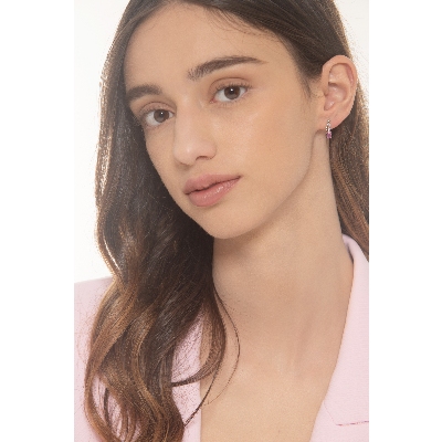 Boucles d'oreilles en or blanc 18 carats avec saphir rose et diamants