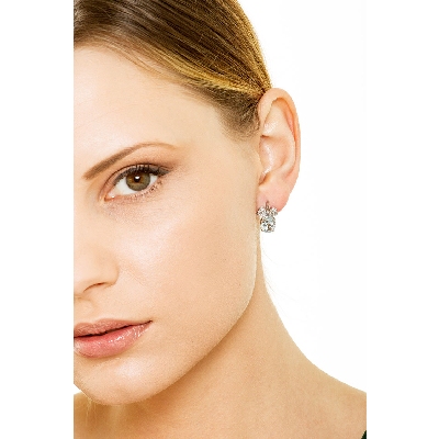 Boucles d’oreilles feuille en or blanc 750 avec aigue-marine et diamants