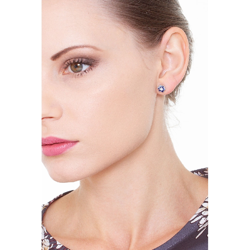 Boucles d'oreilles en or blanc 18k avec diamants et saphirs bleus