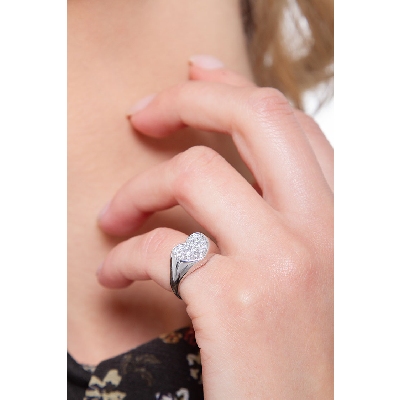 Bague pavé pour femme en or blanc 18k