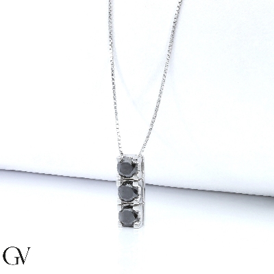Collier or blanc 18k avec pendentif trilogy diamants noirs