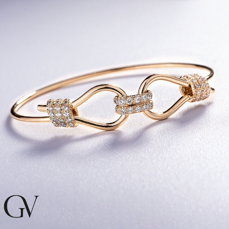 Bracelet rigide en or jaune 18K nœuds et diamant