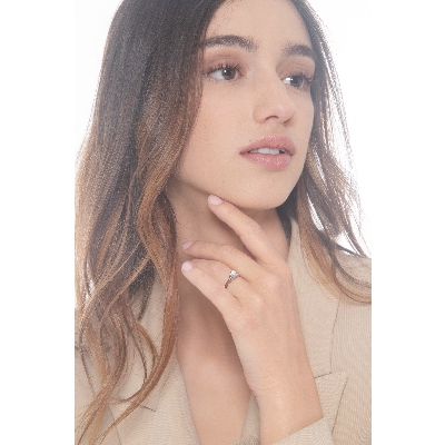 Bague Solitaire en Or Blanc 18k avec Diamant 0,70 ct