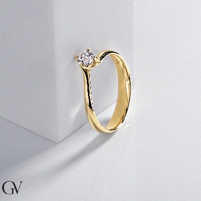 Bague Classique en Or Jaune 18k avec Diamant ct. 0,30