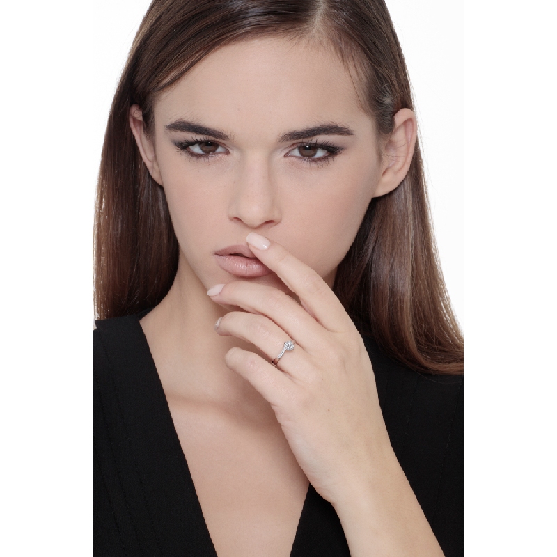 Bague solitaire à griffes confort 0,70 ct
