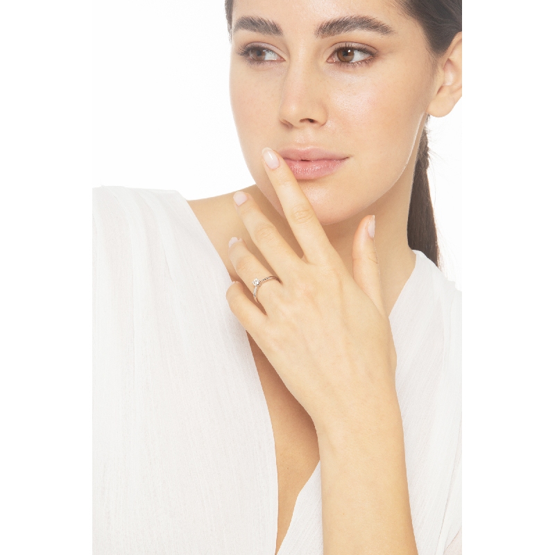 Bague Solitaire en Or Blanc 18k avec Diamant Brillant 0,30 ct