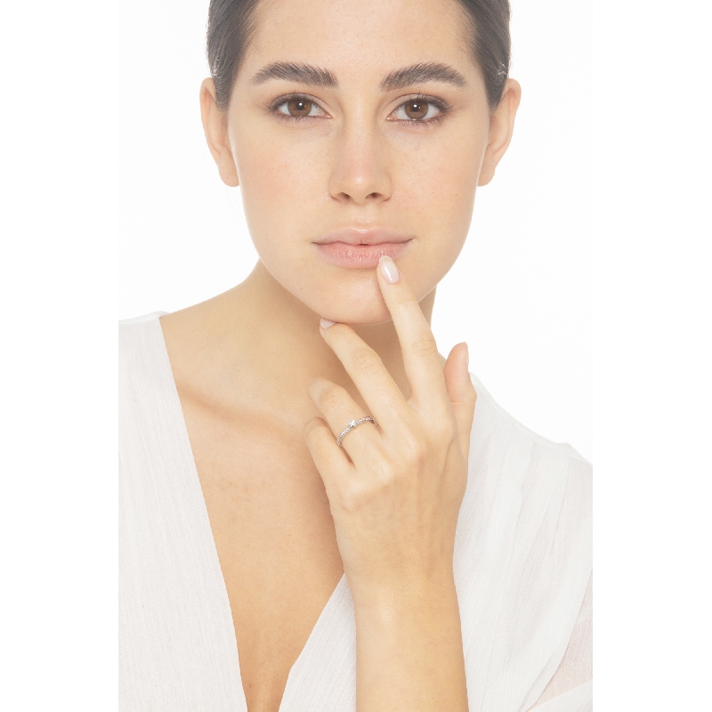 Bague solitaire à six griffes en or blanc 18 CT 