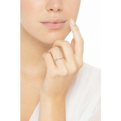 Bague solitaire à six griffes en or blanc 18 CT 