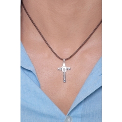 Pendentif religieux Or Blanc 18k Croix avec Jésus 2