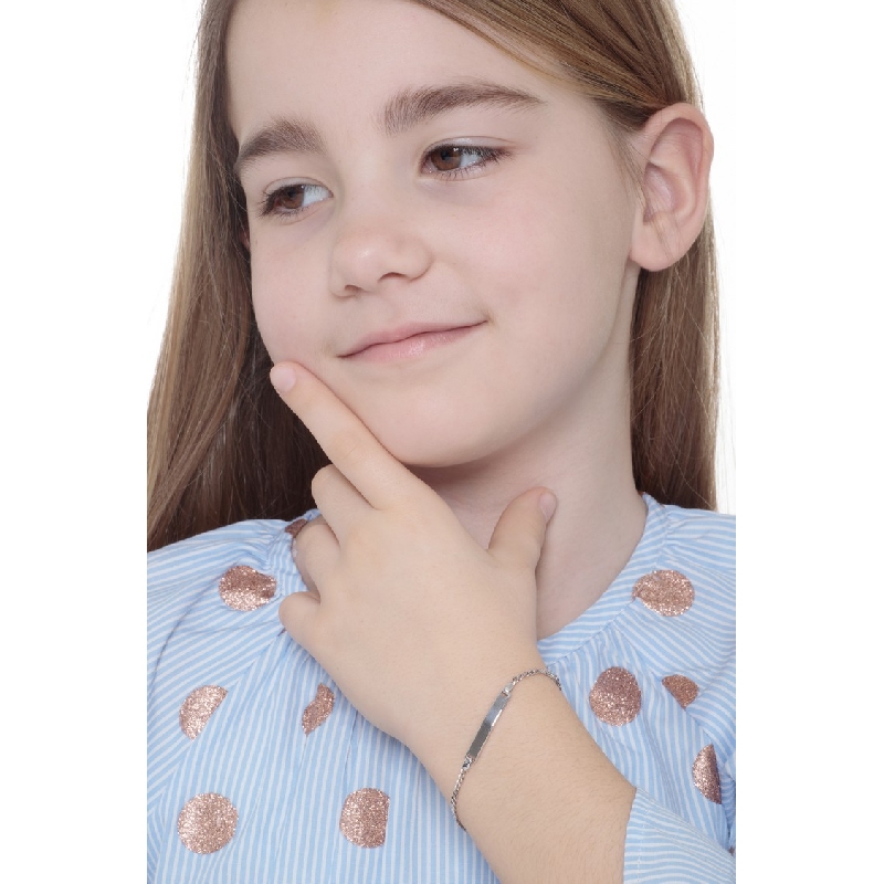 Bracelet avec plaque en or blanc 18 carats, longueur de 16 cm.