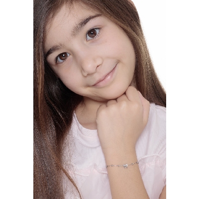 Bracelet en or blanc 18 carats avec nœud et zircons