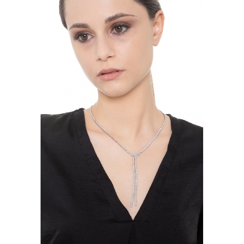 Collier en or blanc 18k à cascade de diamants