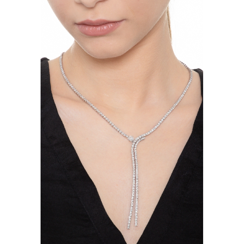 Collier en or blanc 18k à cascade de diamants