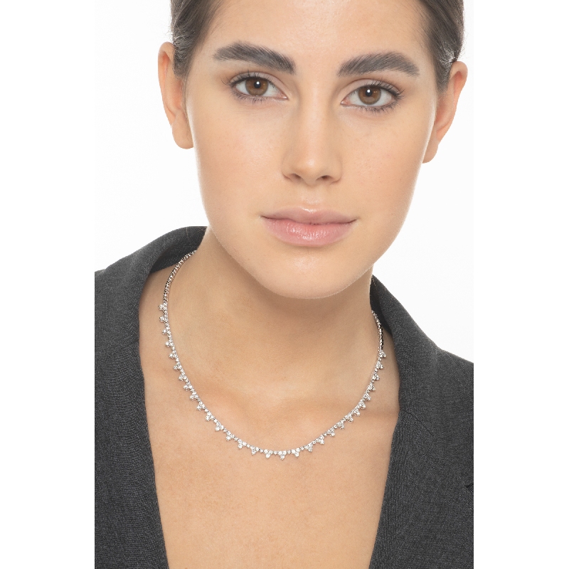 Collier tennis floral en or blanc 18k avec diamants