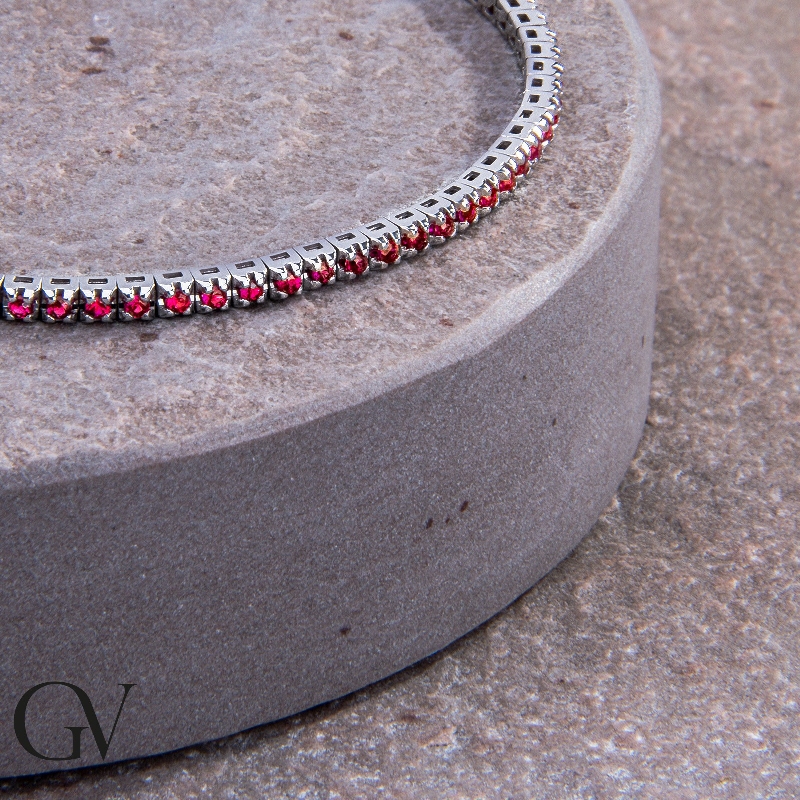 Bracelet Tennis en or blanc 18 carats avec des rubis de 0,01 ct