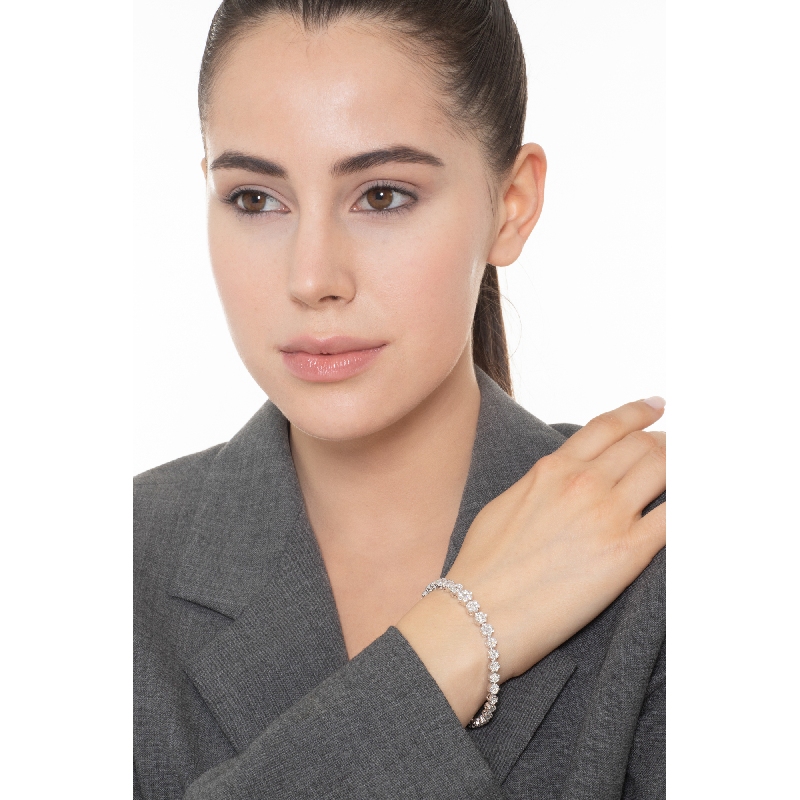 Bracelet Illusion fleurs en or blanc 18k serti de diamants