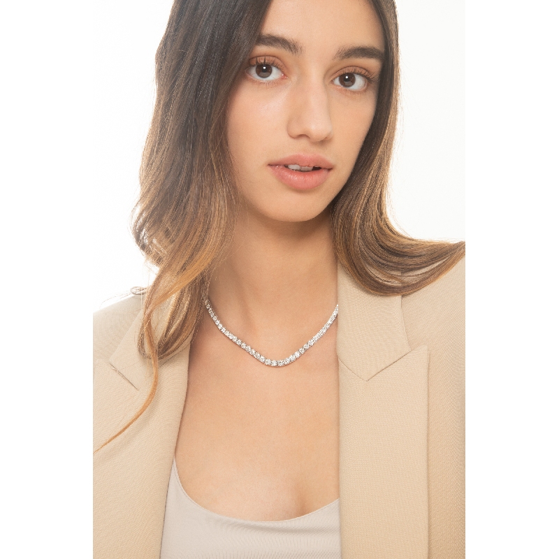 Collier riviere en or blanc 18k avec diamants