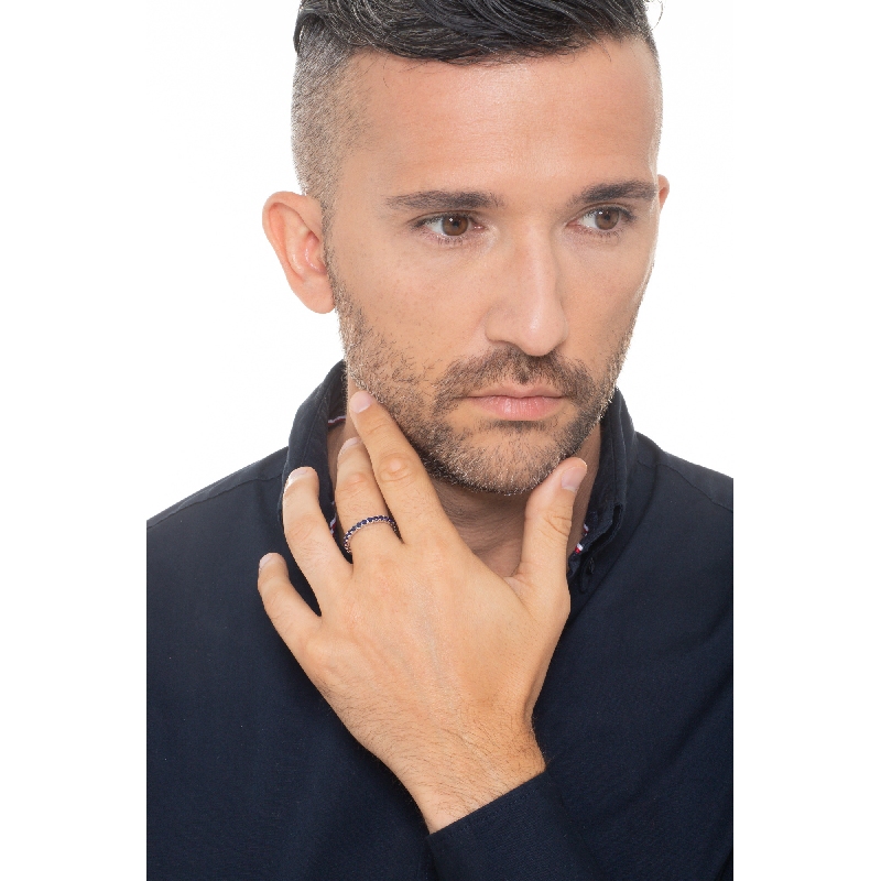 Bague d’éternité saphir bleu à tour complet en or blanc 18k