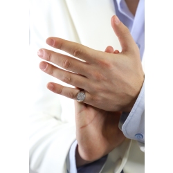 Chevalière homme ronde avec pavé diamants et or blanc 18k 2