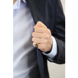 Bague homme pavé en or jaune 750 avec diamants noirs 2