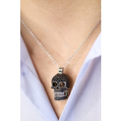 Pendentif en or blanc 18 carats avec crâne serti de diamants noirs et blancs 2