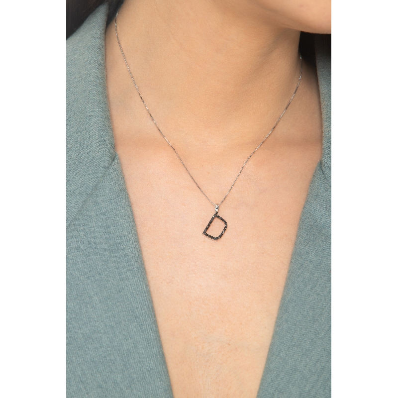 Pendentif lettre D collier femme or blanc et diamants noir