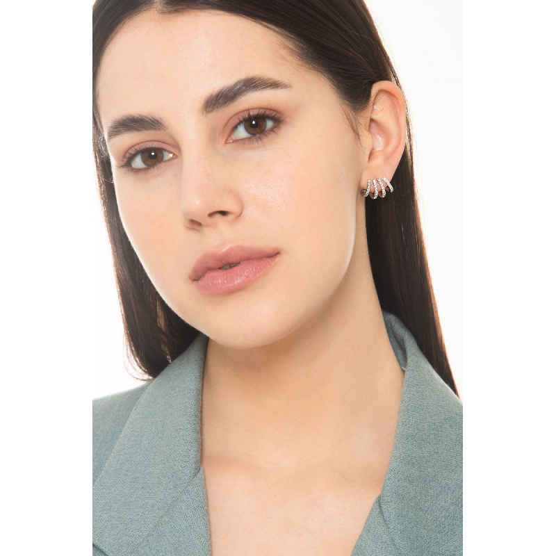 Boucles d'oreilles en or blanc 18 carats avec rangées de diamants