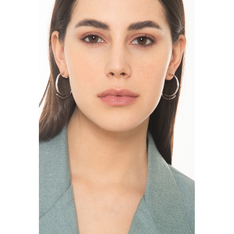 Créoles en or blanc 750 et diamants