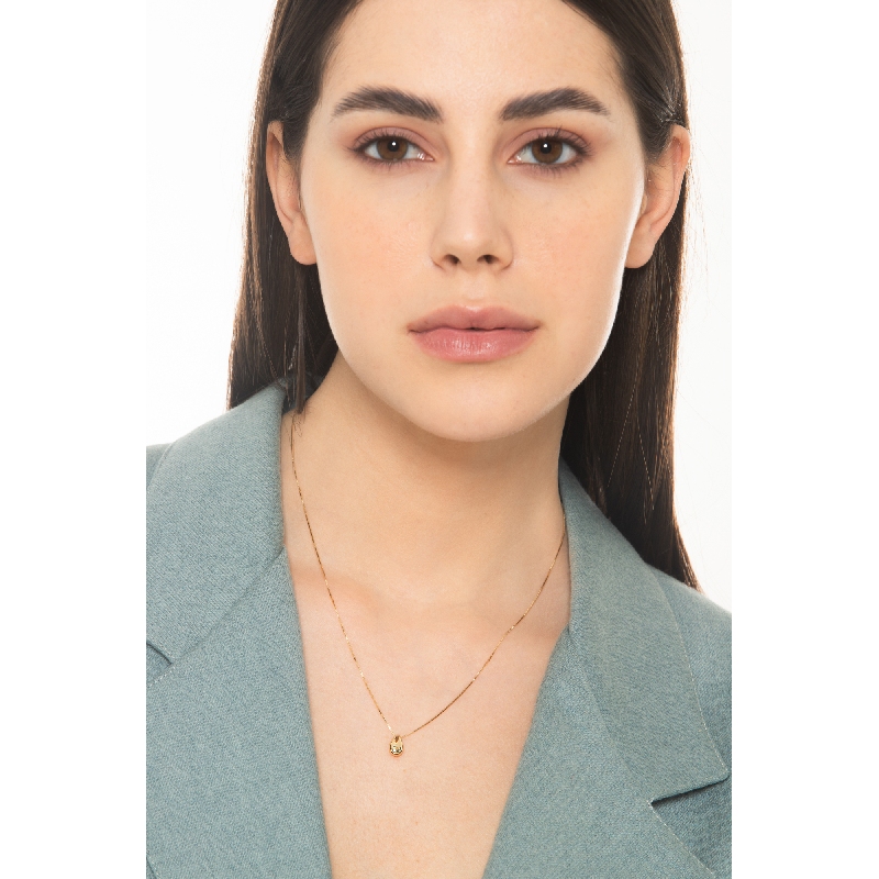 Collier en or jaune 18k avec petite goutte lisse