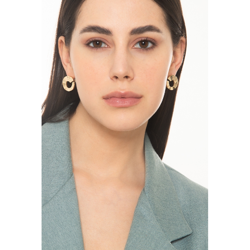 Créoles ouvertes en or jaune 18 carats