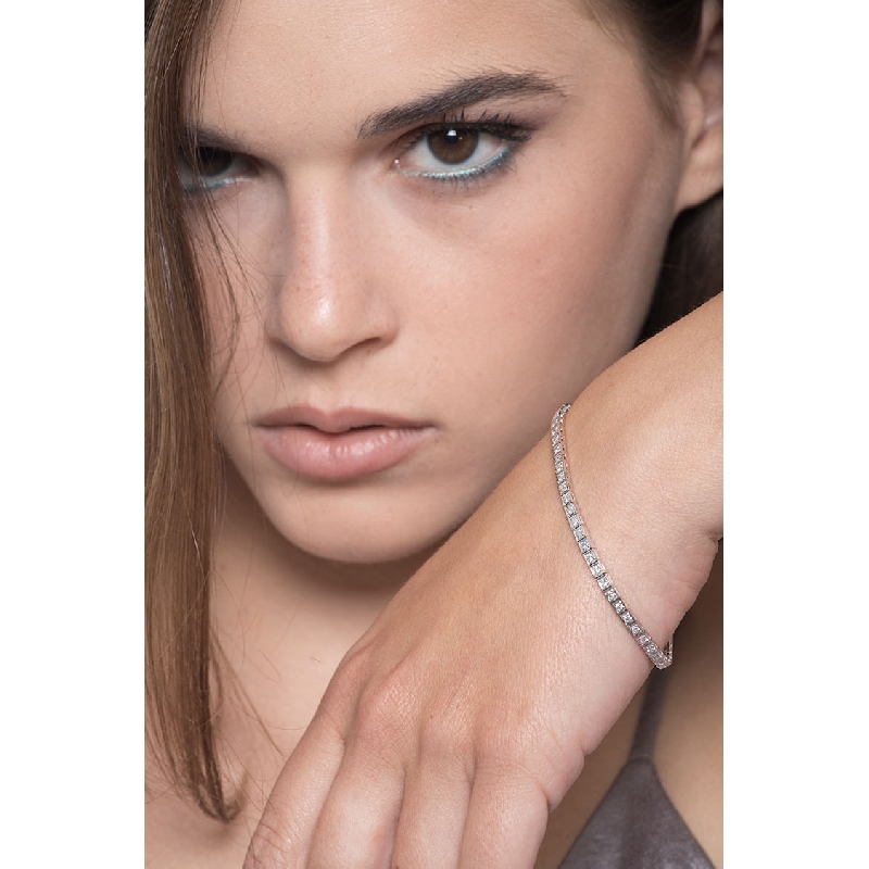 Bracelet tennis en or blanc 18k avec diamants 0.02 ct