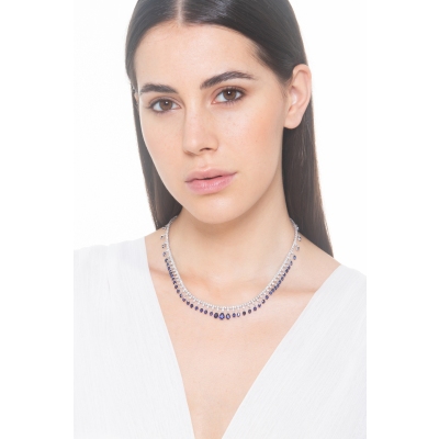 Collier style tennis en or blanc 18k avec saphirs bleus et diamants