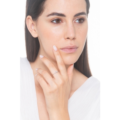 Bague solitaire en or blanc 18k avec diamant 0,04 ct