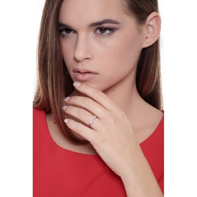 Alliance demi-tour 5 diamants 0.45 ct en or blanc 18k