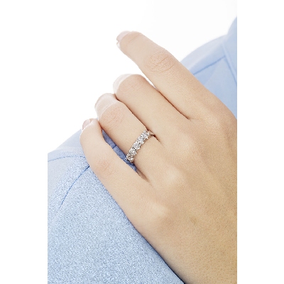 Demi alliance à 5 diamants 1.00 ct en or blanc 750