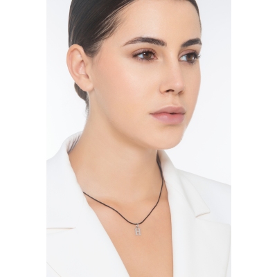 Pendentif avec initiale H Or blanc 18 carats