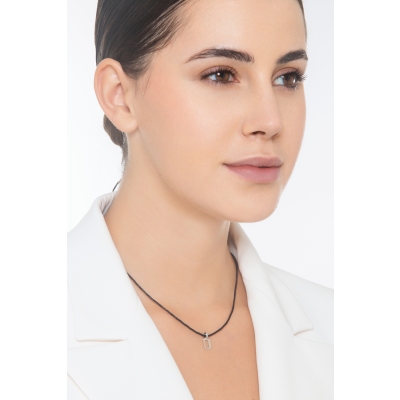 Pendentif avec initiale U Or blanc 18 carats