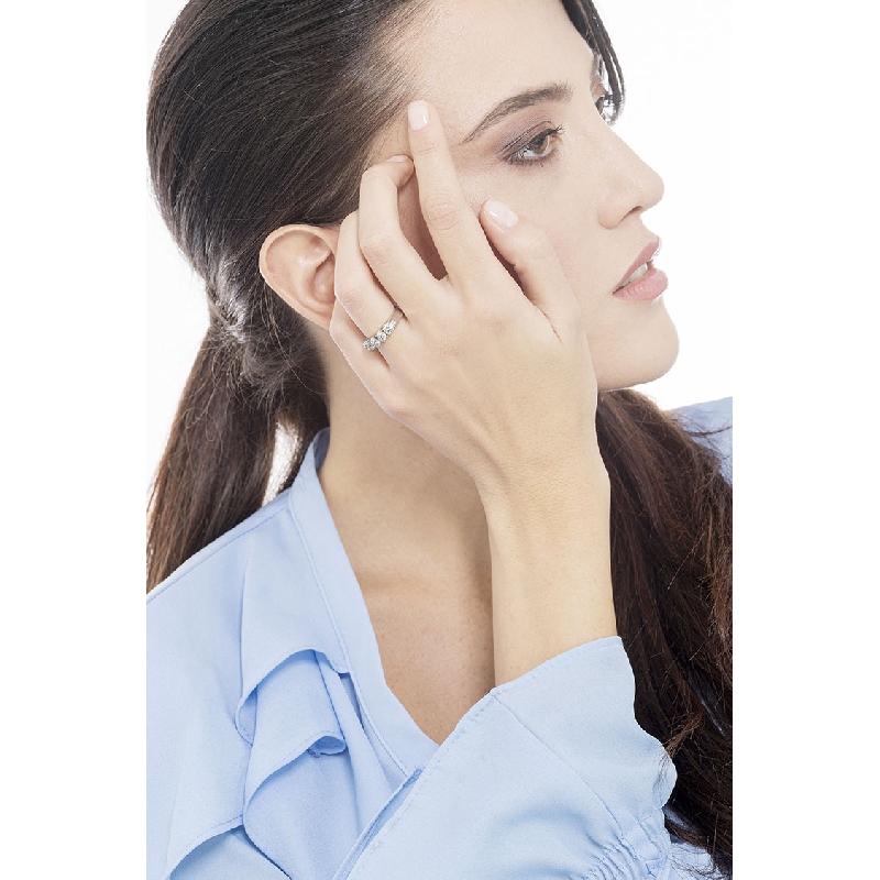 Bague demi alliance 5 diamants 1.25 ct en or 18 k