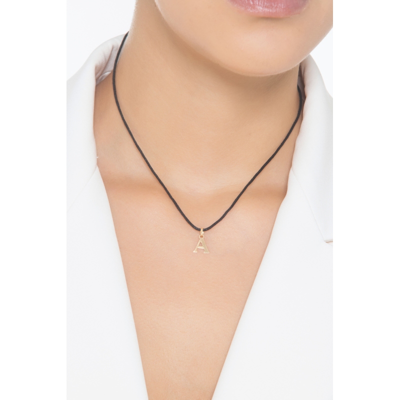 Pendentif lettre initiale A en or jaune 18 carat