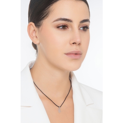 Pendentif avec initiale E Or blanc 18 carats