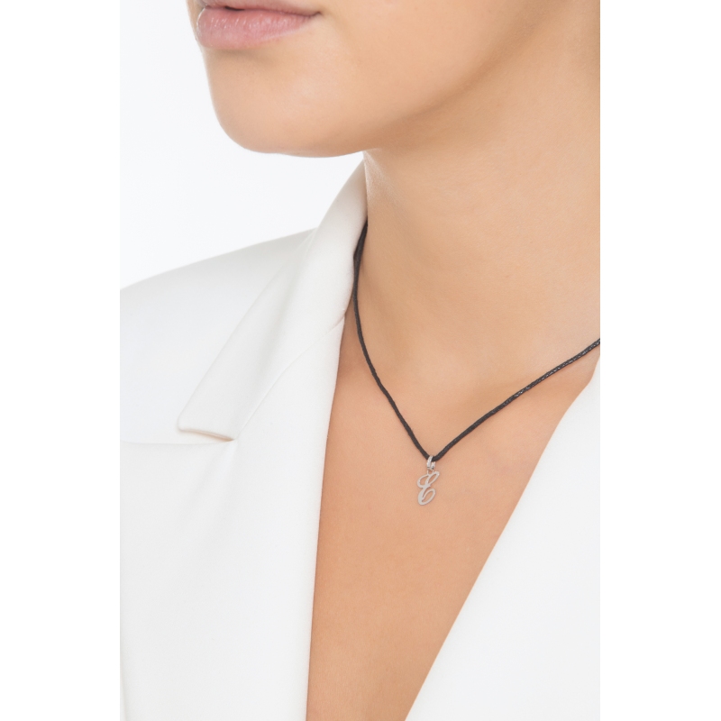 Pendentif avec initiale E Or blanc 18 carats