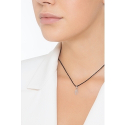 Pendentif avec initiale O en Or blanc 18 carats 2